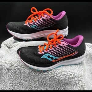 Saucony Women's Black and Orange Athletic Shoes